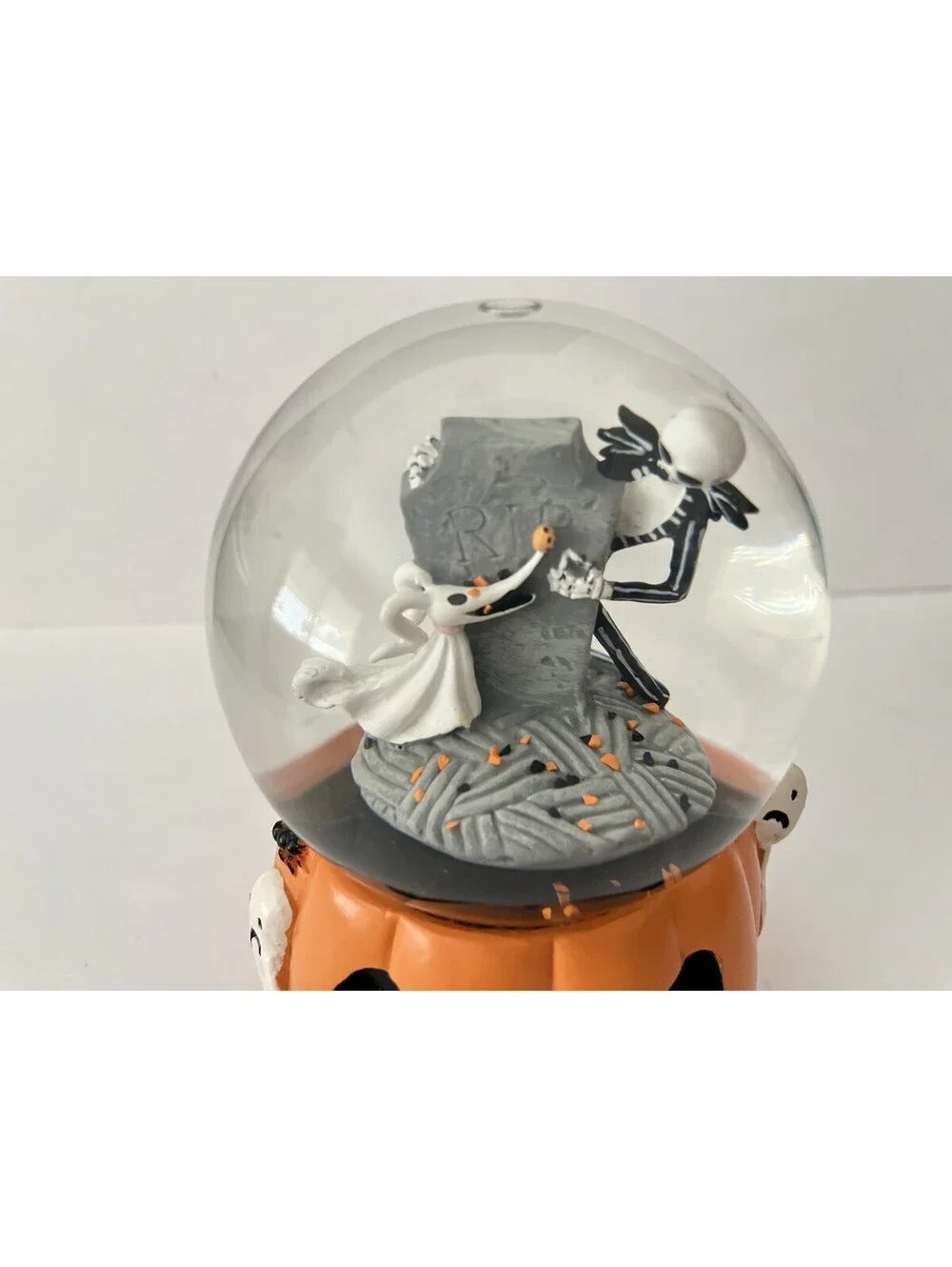 Tim Burtons The Night Before Christmas Halloween Musical Snow Globe
